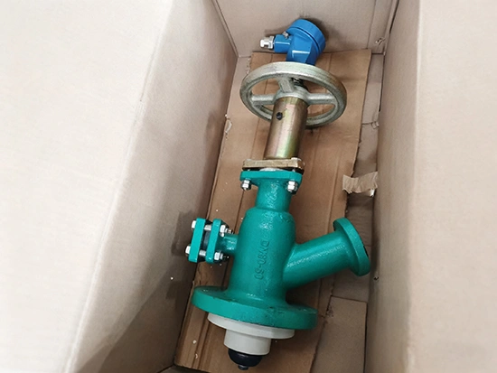 グラスライニング機器用フラッシュバルブ